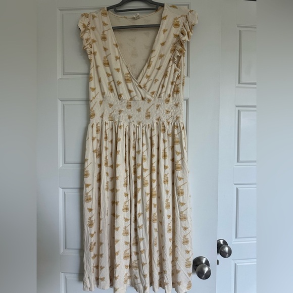 kate quinn Dresses & Skirts - Kate Quinn Mama Dress with Honey